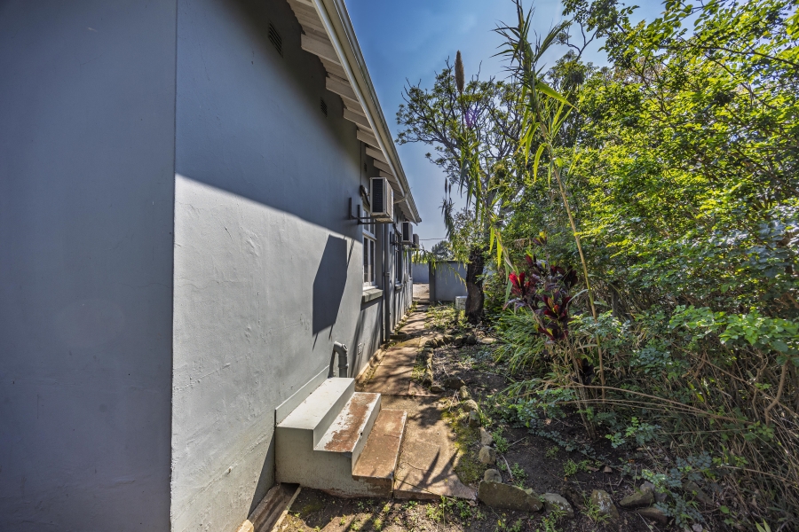 8 Bedroom Property for Sale in Vincent Eastern Cape